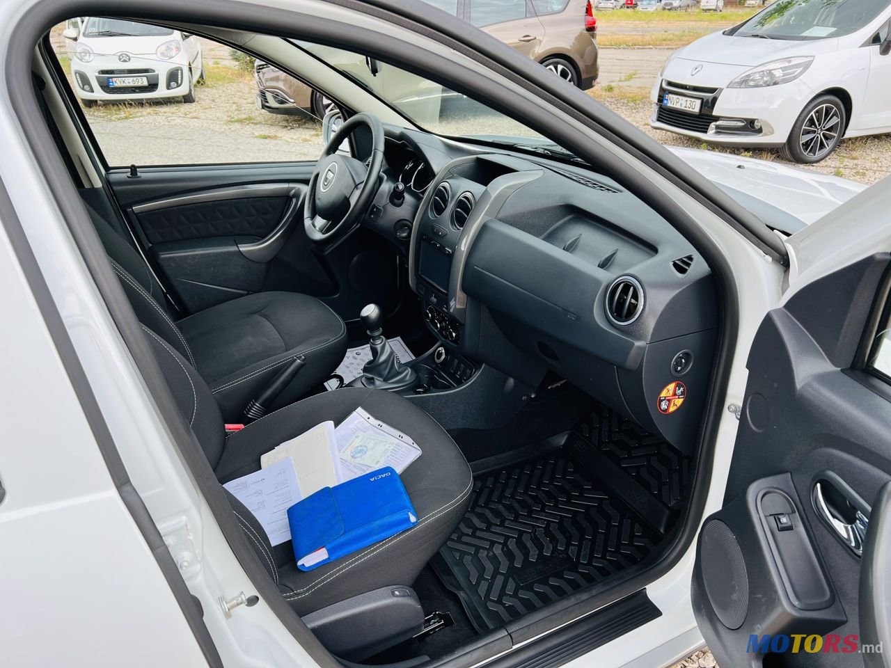 2015' Dacia Duster photo #6