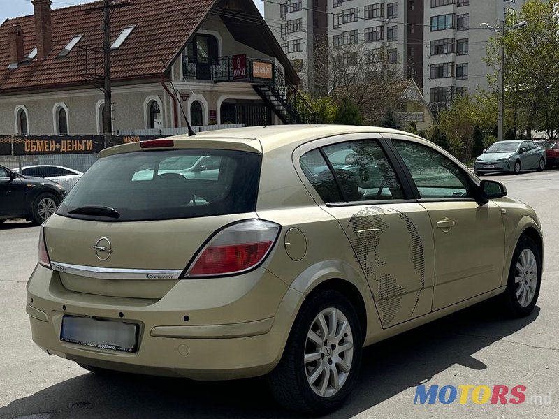2006' Opel Astra photo #6