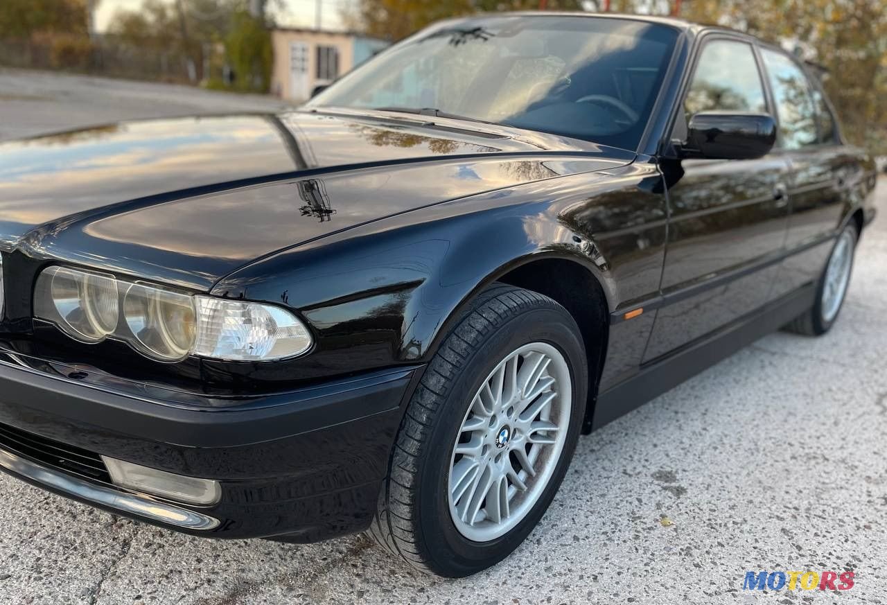 2002' BMW 7 Series photo #5