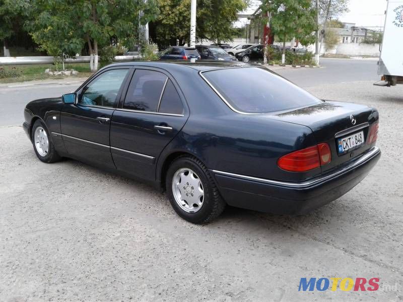1997' Mercedes-Benz E photo #3