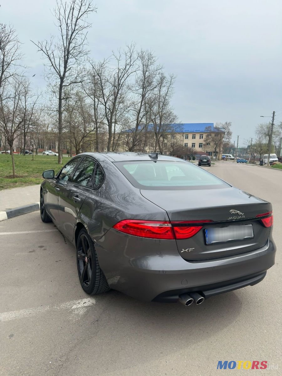 2016' Jaguar XF photo #5