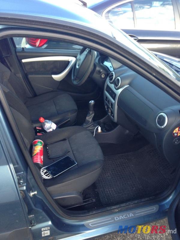 2009' Dacia Logan photo #3