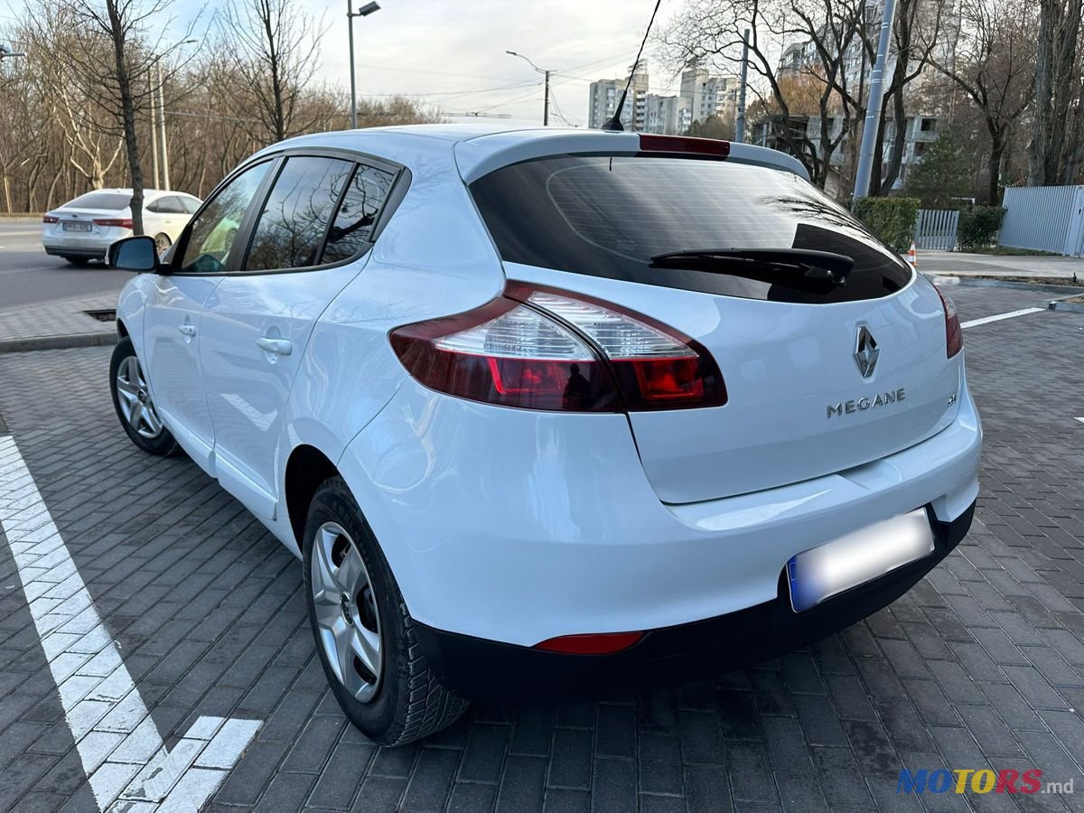 2015' Renault Megane photo #4