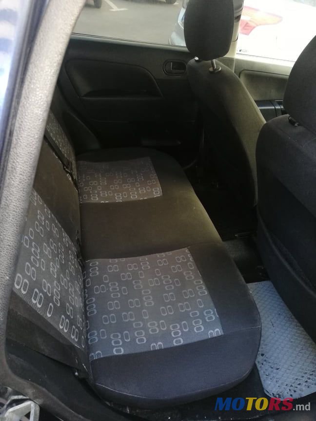 2005' Ford Fiesta photo #4