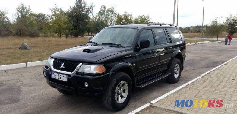 2006' Mitsubishi Pajero Sport photo #1