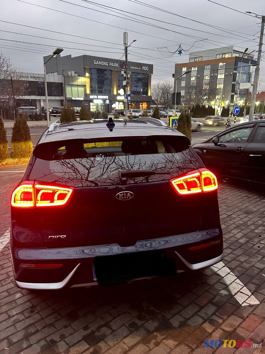 2018' Kia Niro photo #3