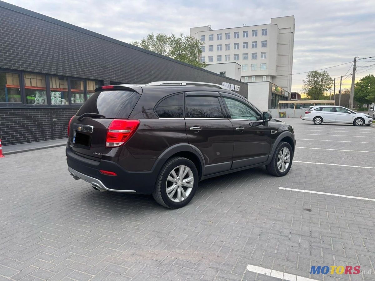 2016' Chevrolet Captiva photo #3