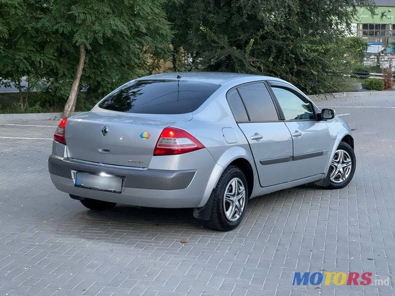 2007' Renault Megane photo #4