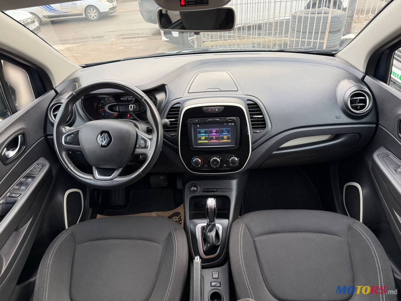 2017' Renault Captur photo #3