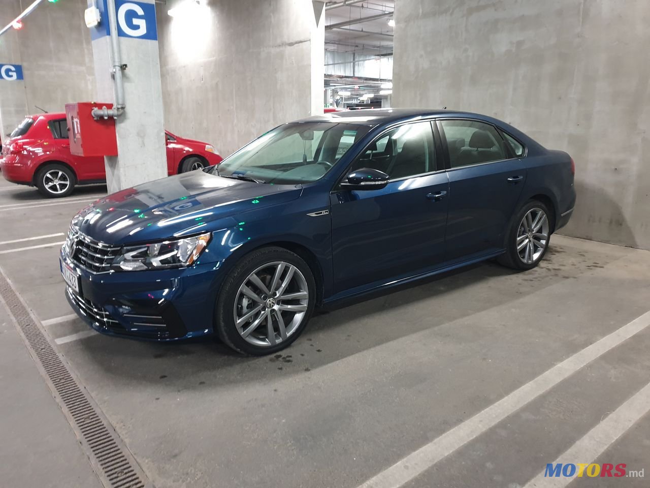 2018' Volkswagen Passat photo #5