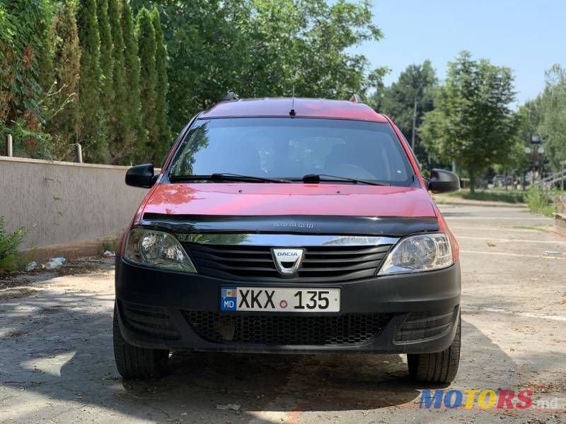 2009' Dacia Logan Mcv photo #3
