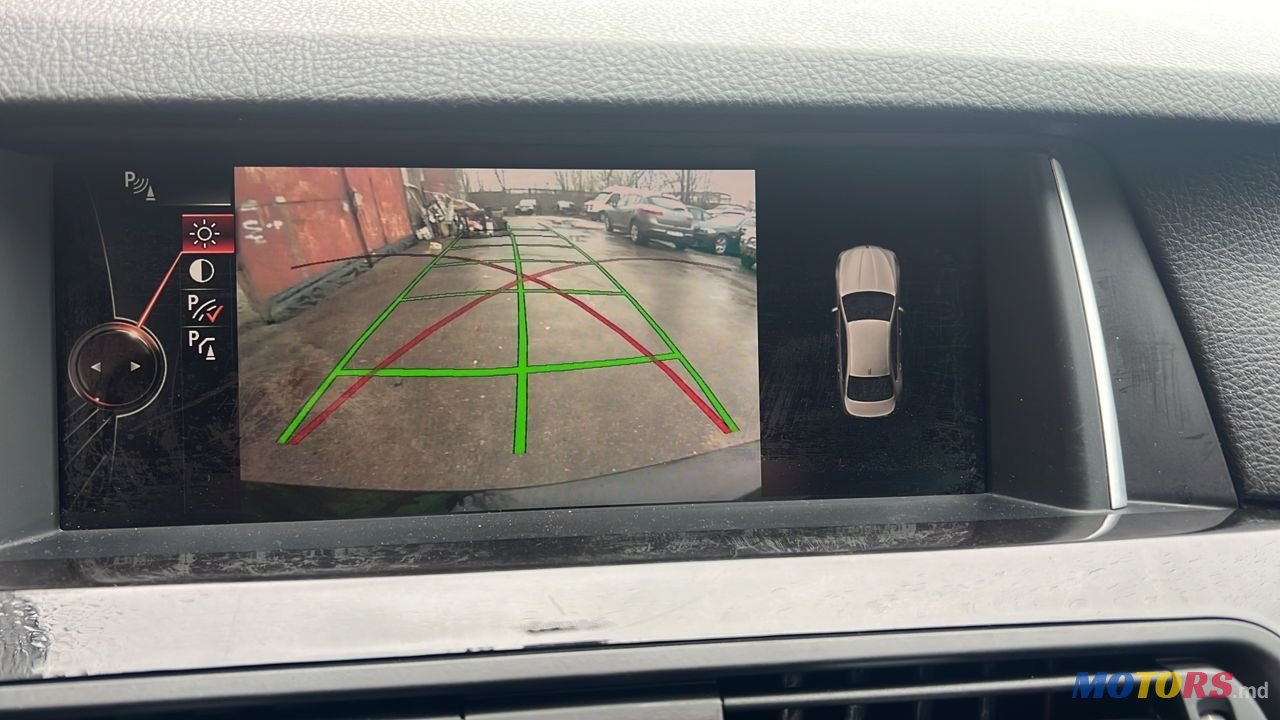 2015' BMW 5 Series photo #4