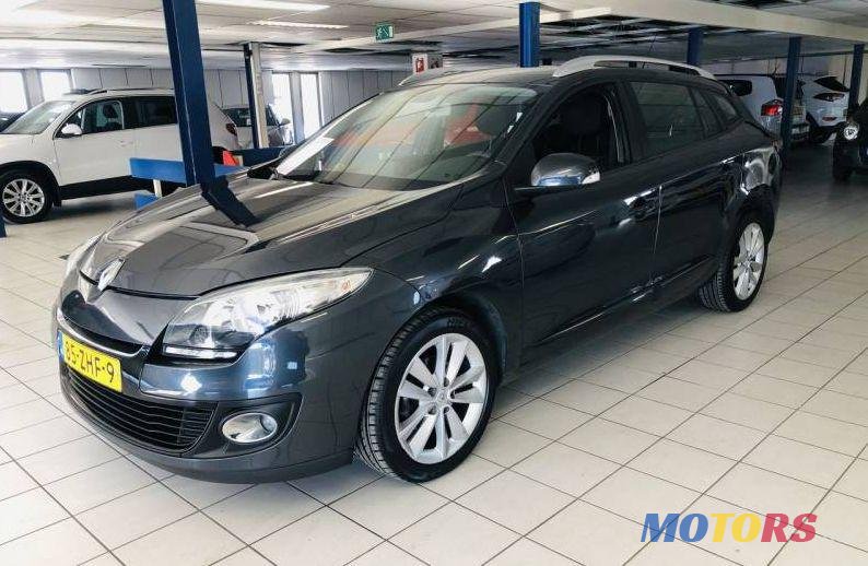 2013' Renault Megane photo #2