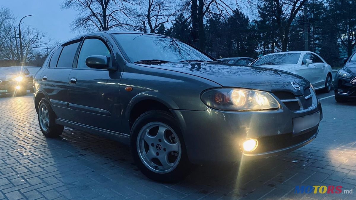 2003' Nissan Almera photo #3