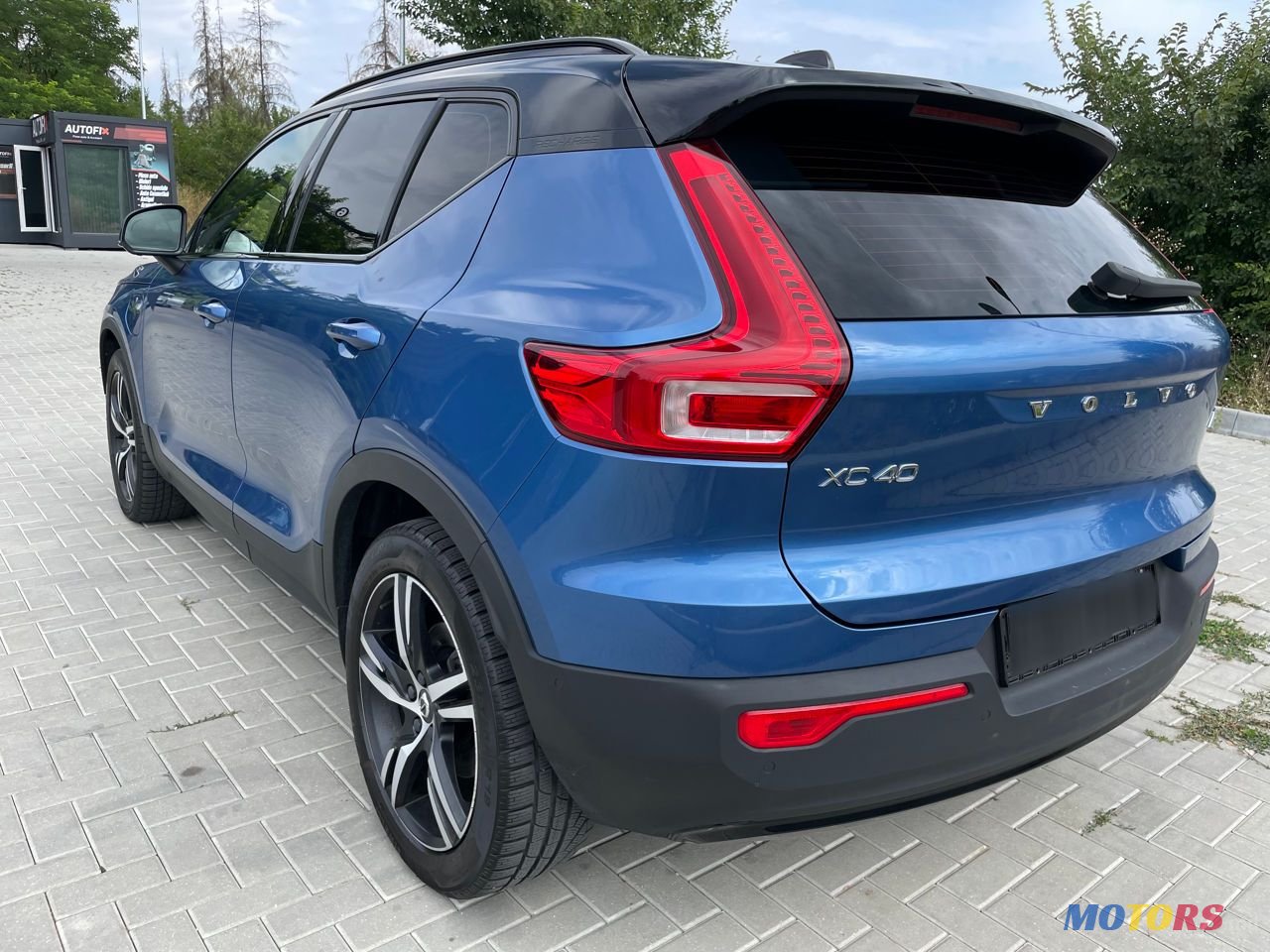 2020' Volvo XC40 photo #6