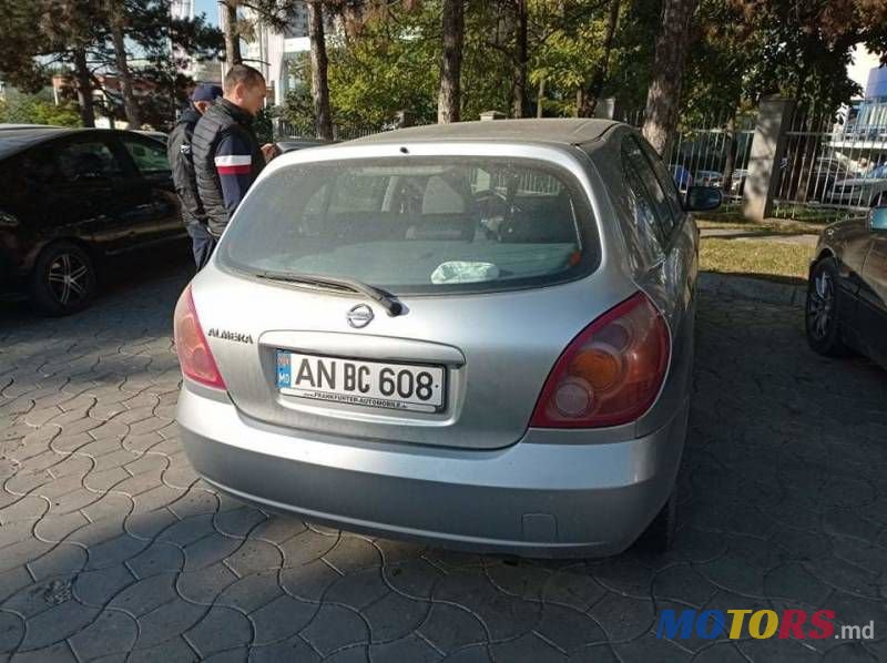 2005' Nissan Almera photo #4