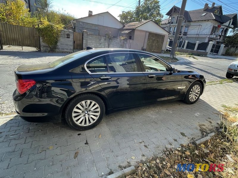 2010' BMW 7 Series photo #3