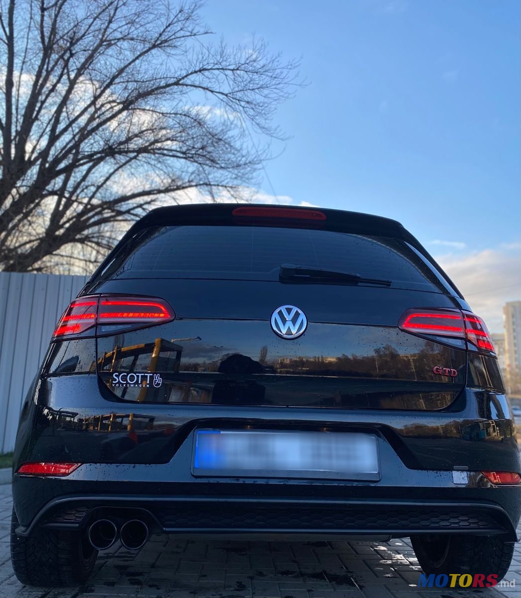 2016' Volkswagen Golf photo #5