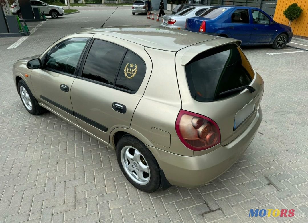 2003' Nissan Almera photo #3