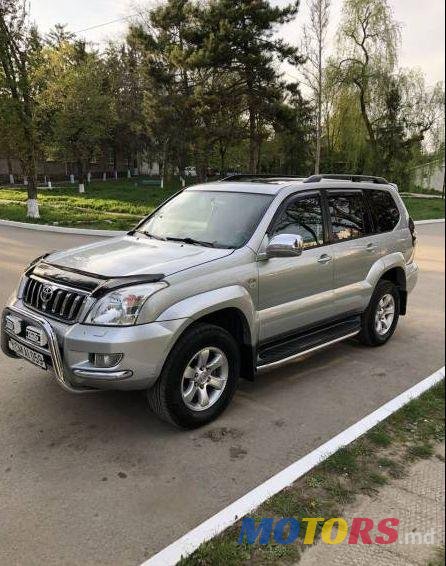 2007' Toyota Land Cruiser Prado photo #1