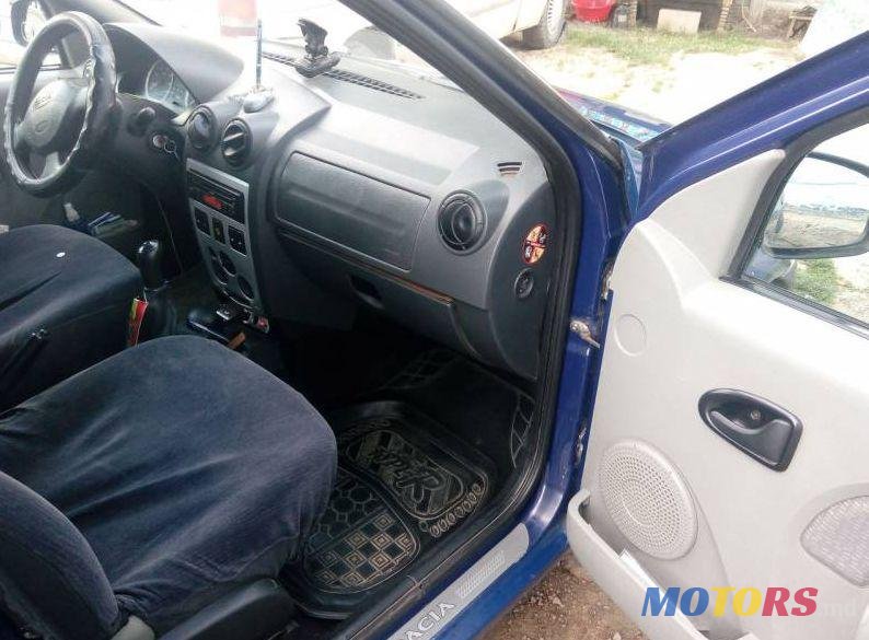 2008' Dacia Logan Mcv photo #1