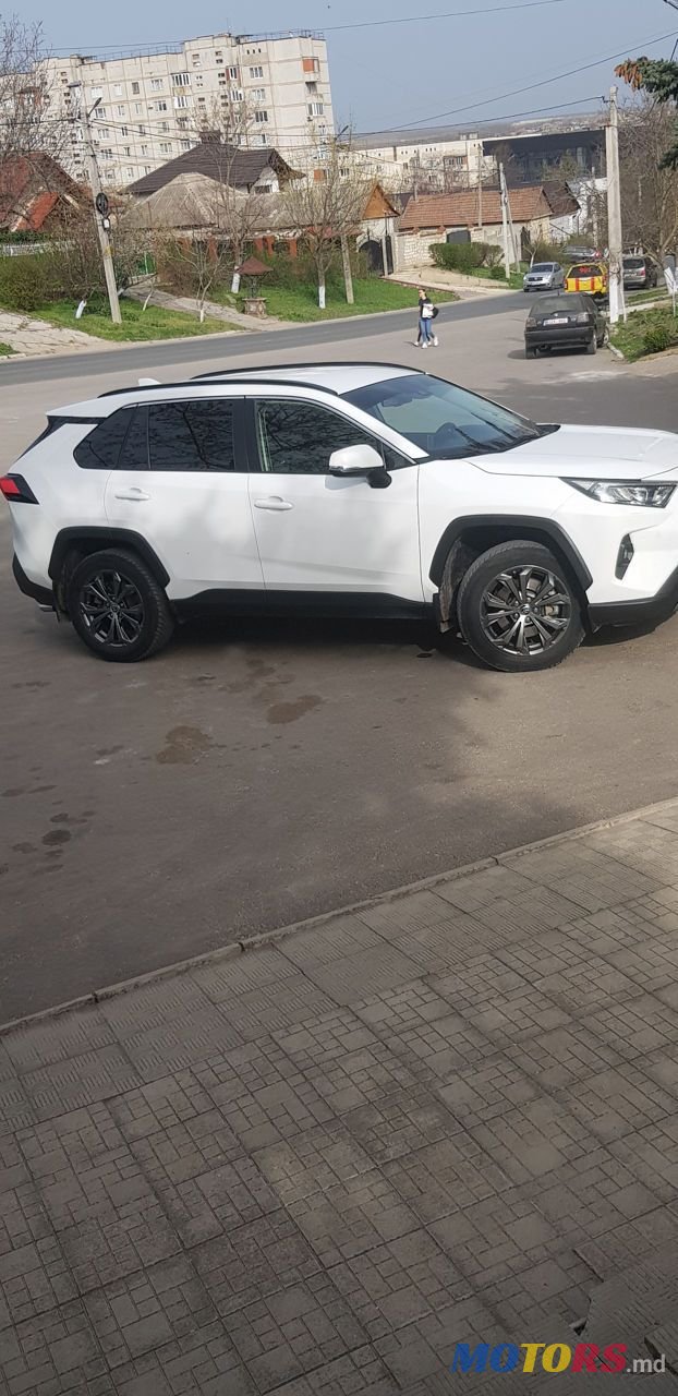 2022' Toyota RAV4 photo #4