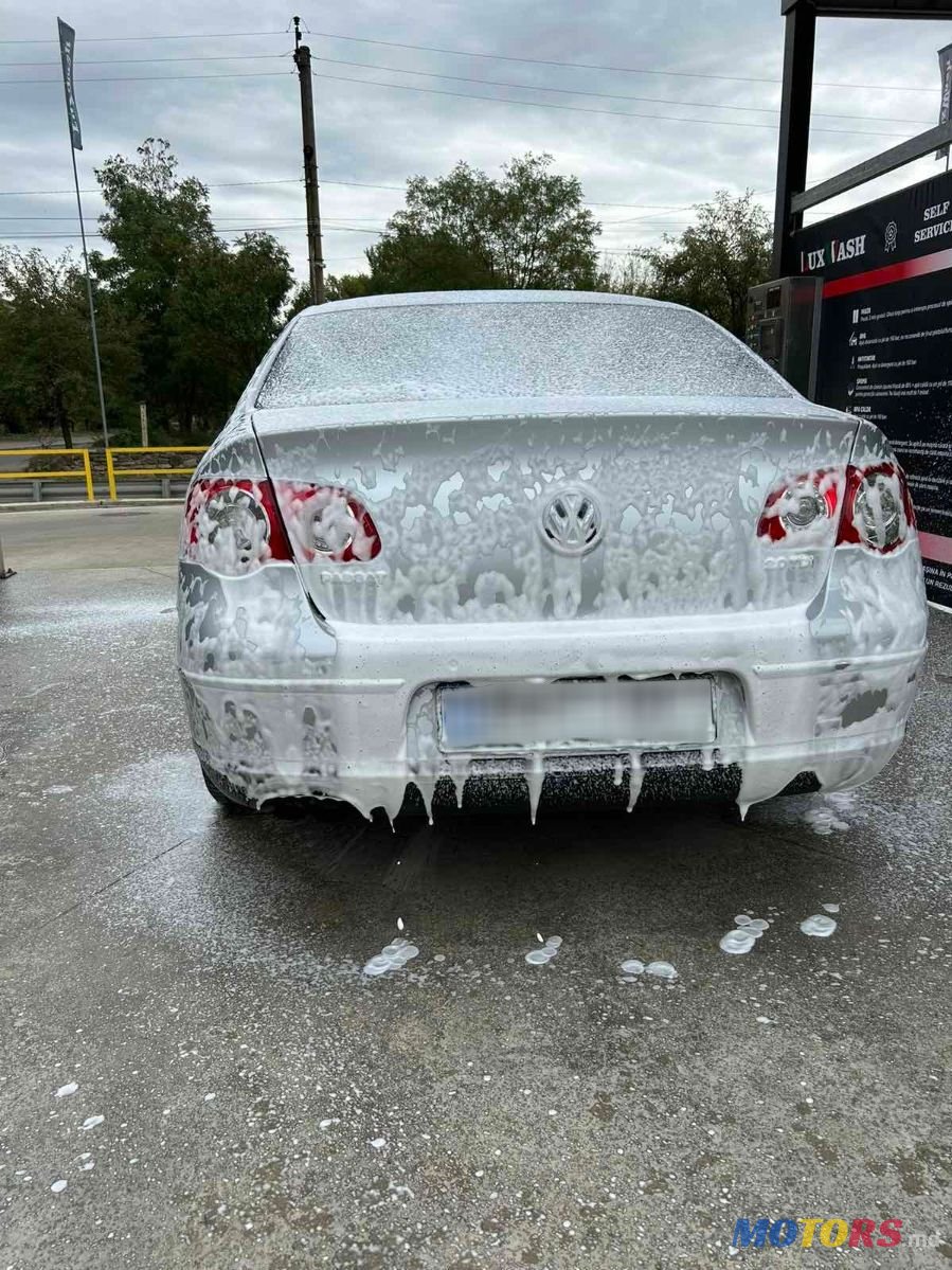 2007' Volkswagen Passat photo #6