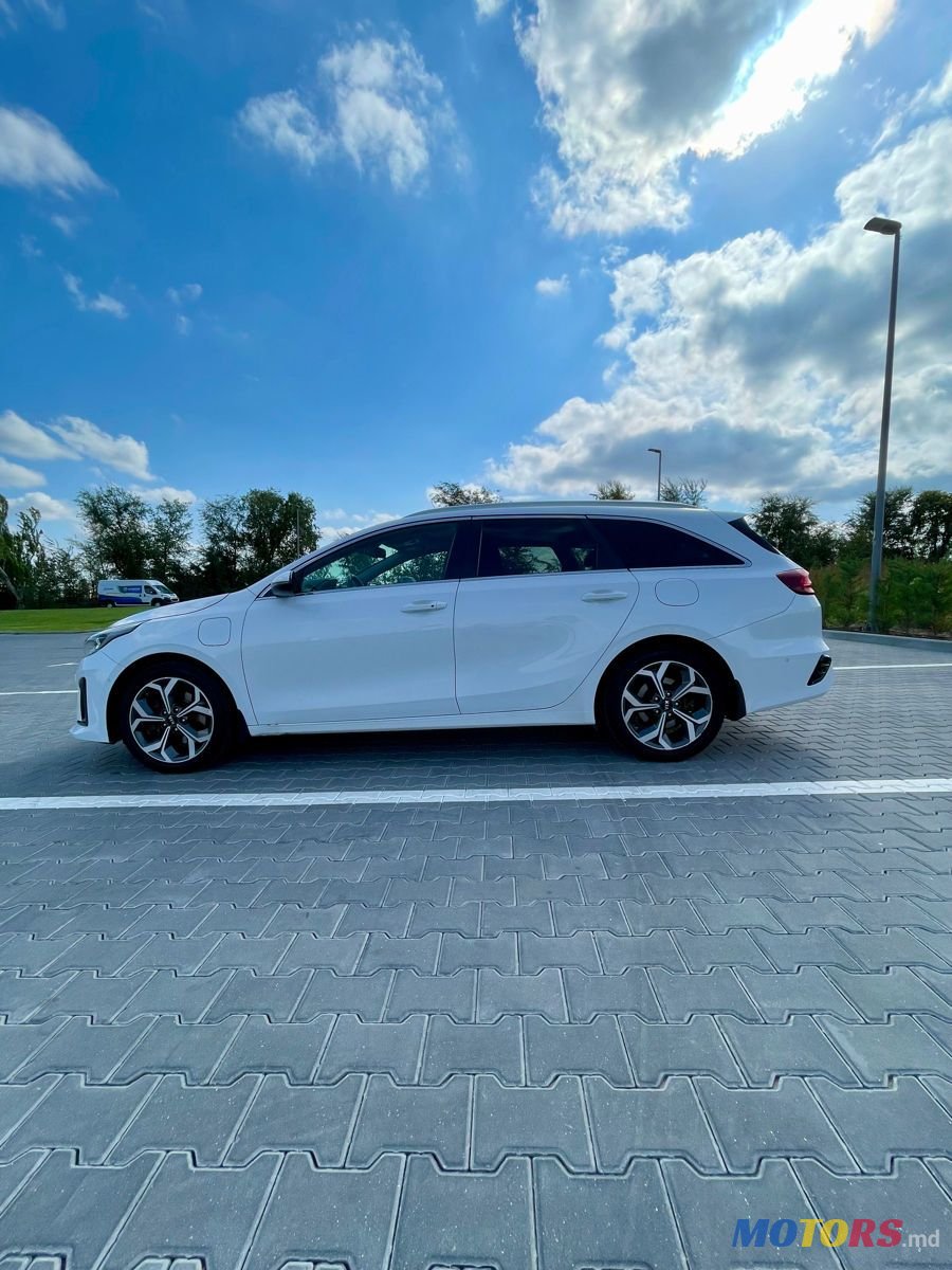 2021' Kia Ceed photo #3
