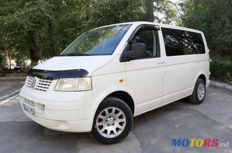 2004' Volkswagen Transporter photo #1