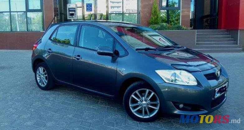 2008' Toyota Auris photo #1