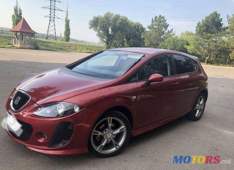 2006' SEAT Leon photo #1