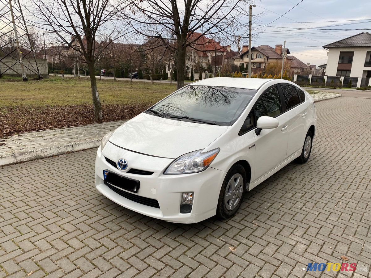 2011' Toyota Prius photo #1
