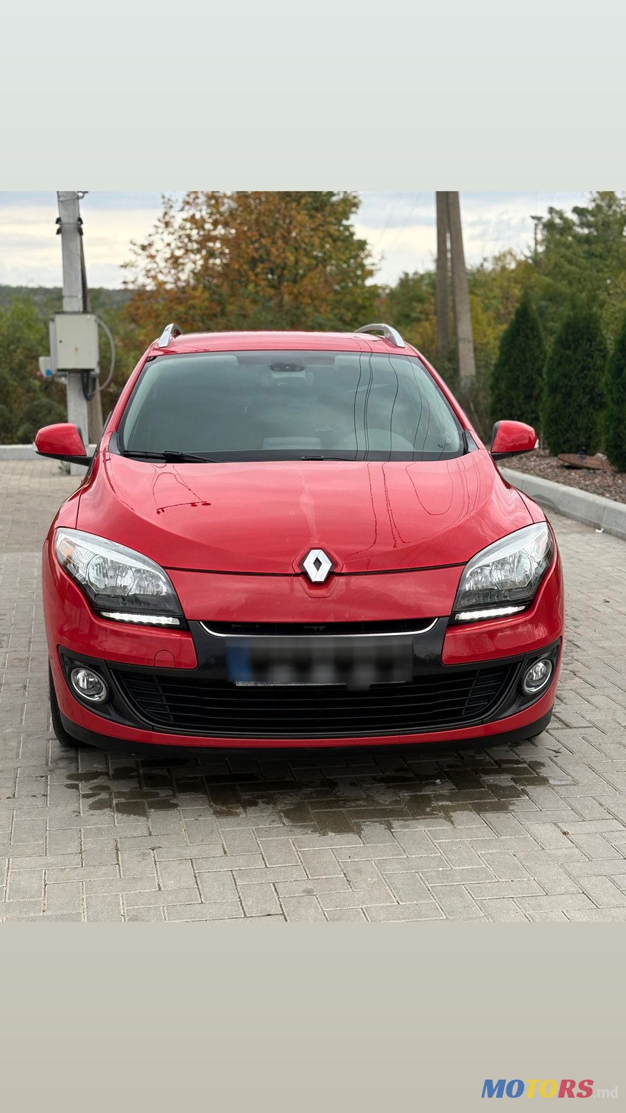 2013' Renault Megane photo #1