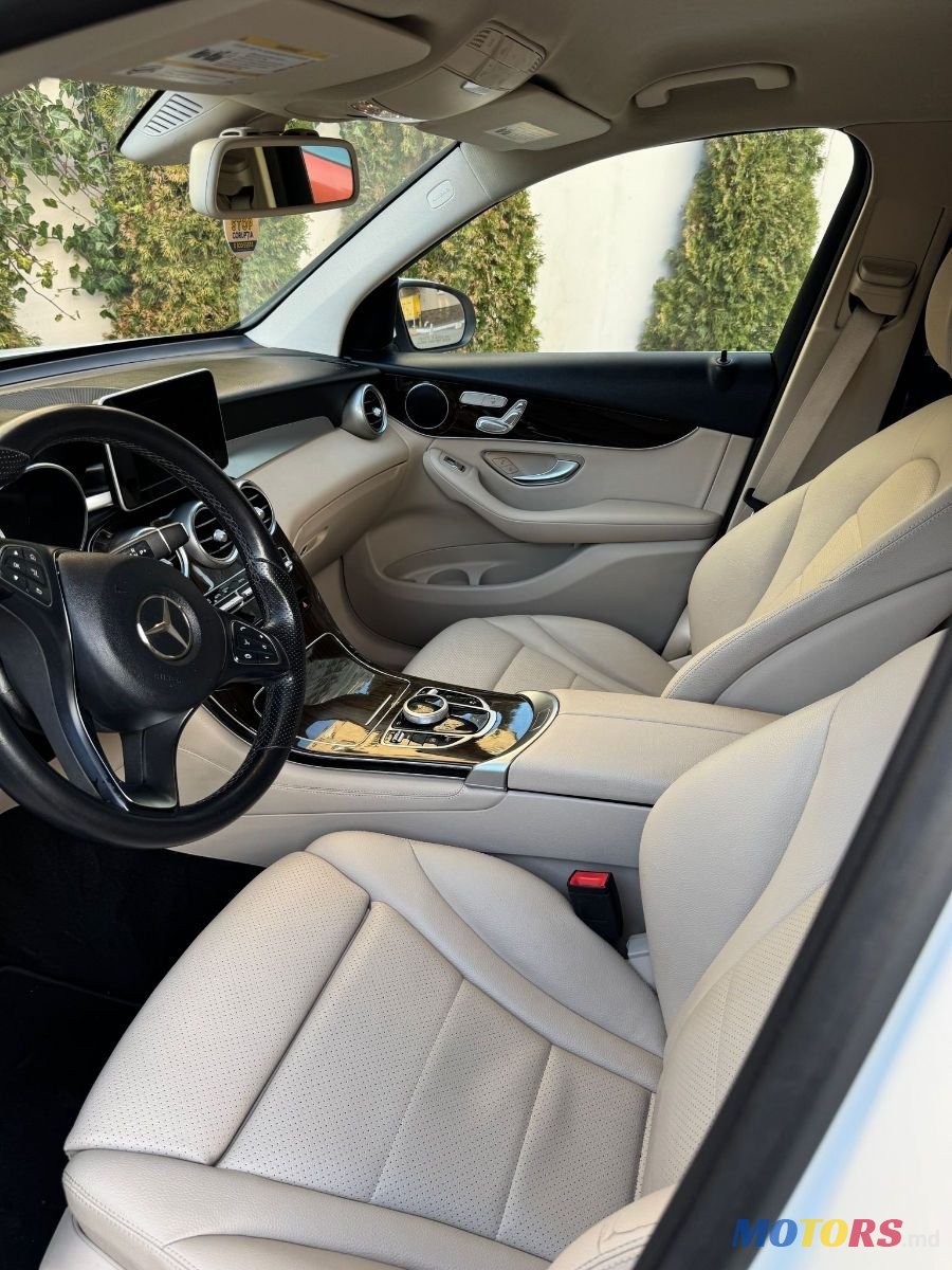 2018' Mercedes-Benz GLC photo #6