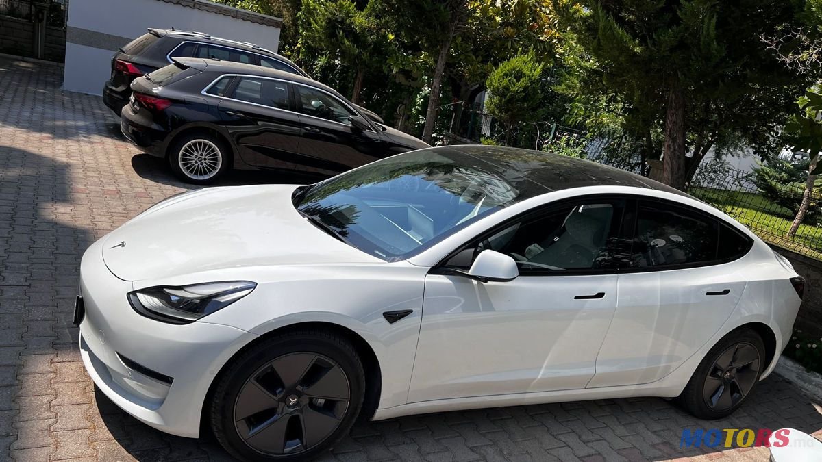 2022' Tesla Model 3 photo #5