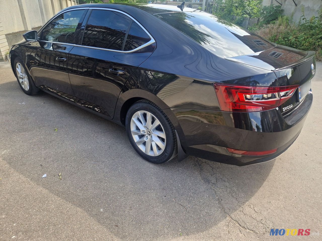 2016' Skoda Superb photo #4