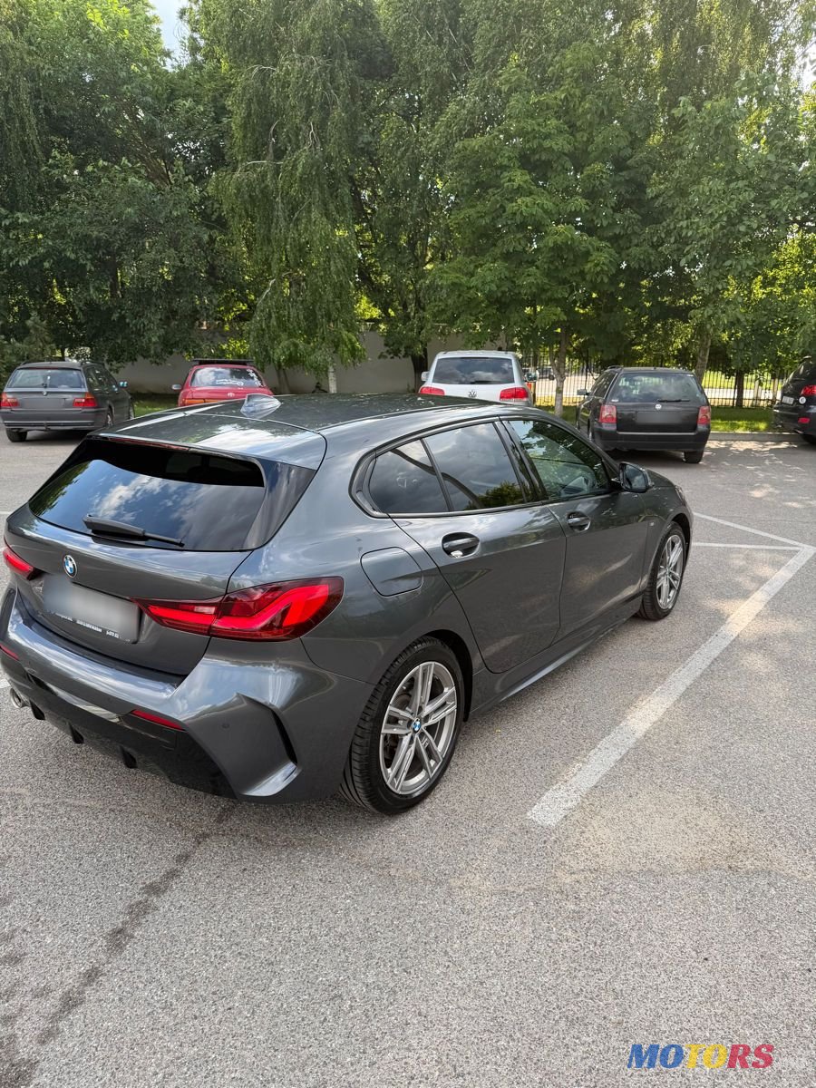 2021' BMW 1 Series photo #5