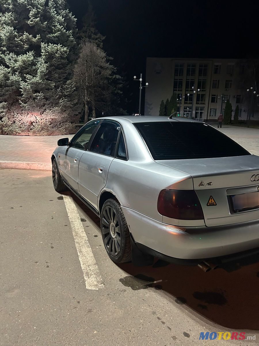 1999' Audi A4 photo #2