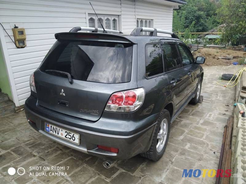 2003' Mitsubishi Outlander photo #4