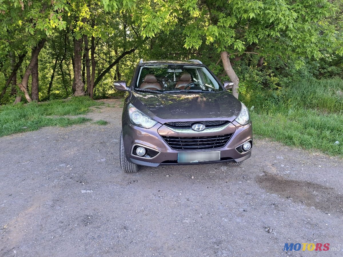 2010' Hyundai Tucson photo #5