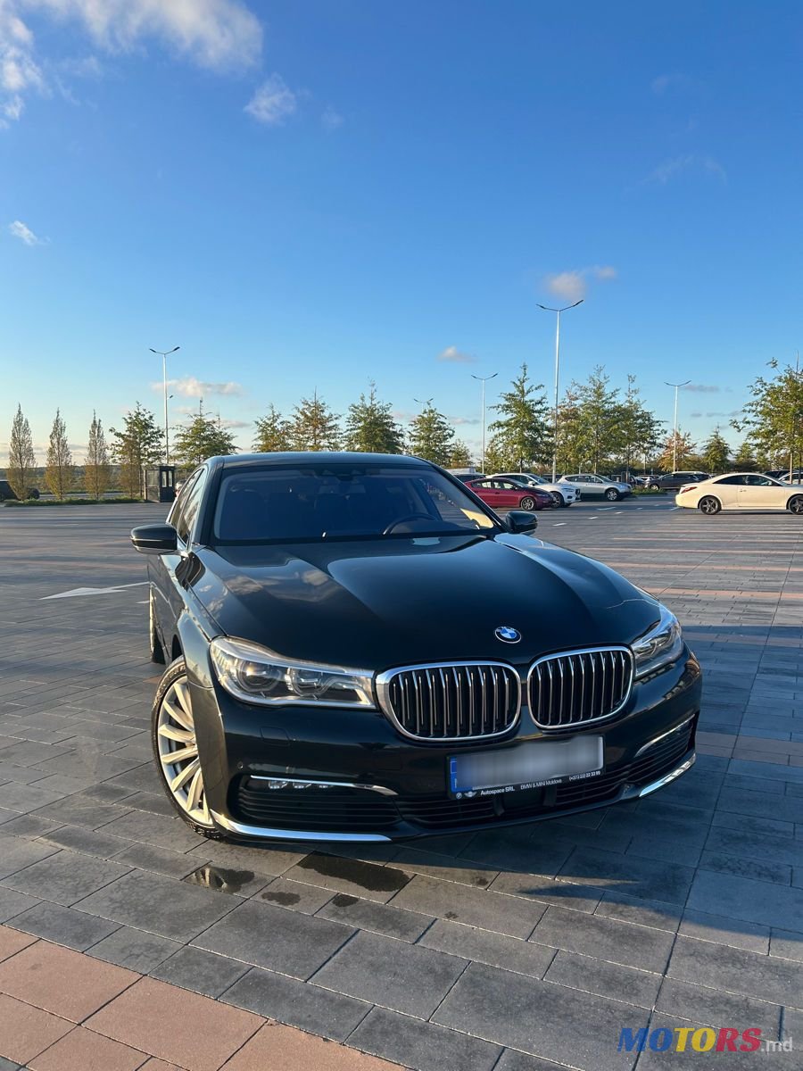 2018' BMW 7 Series photo #1