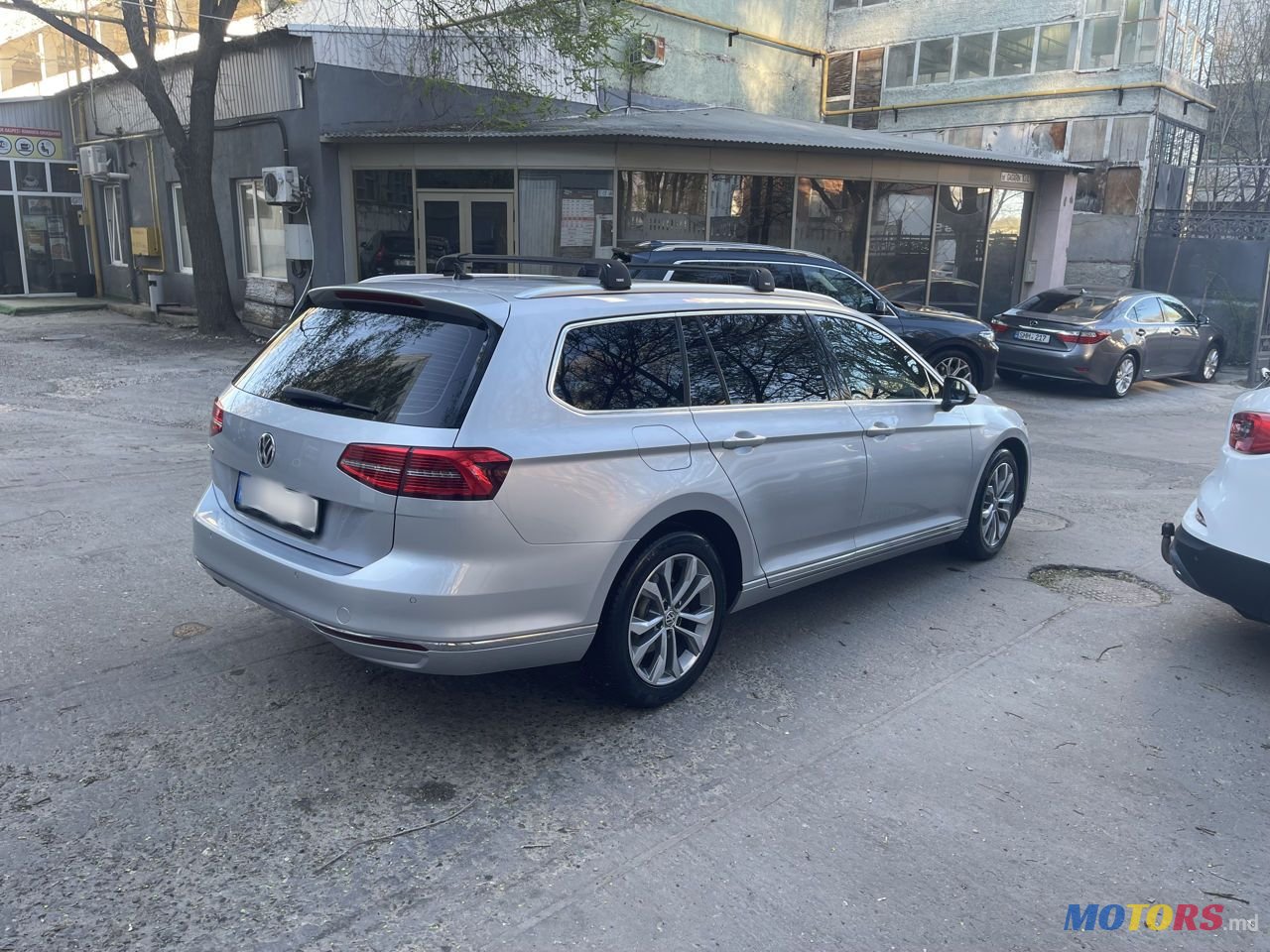 2018' Volkswagen Passat photo #3