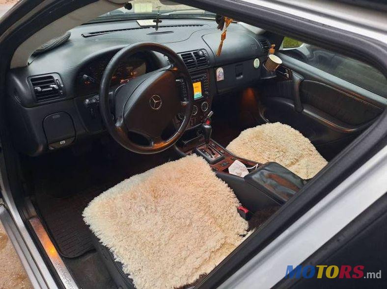 2004' Mercedes-Benz Ml photo #2