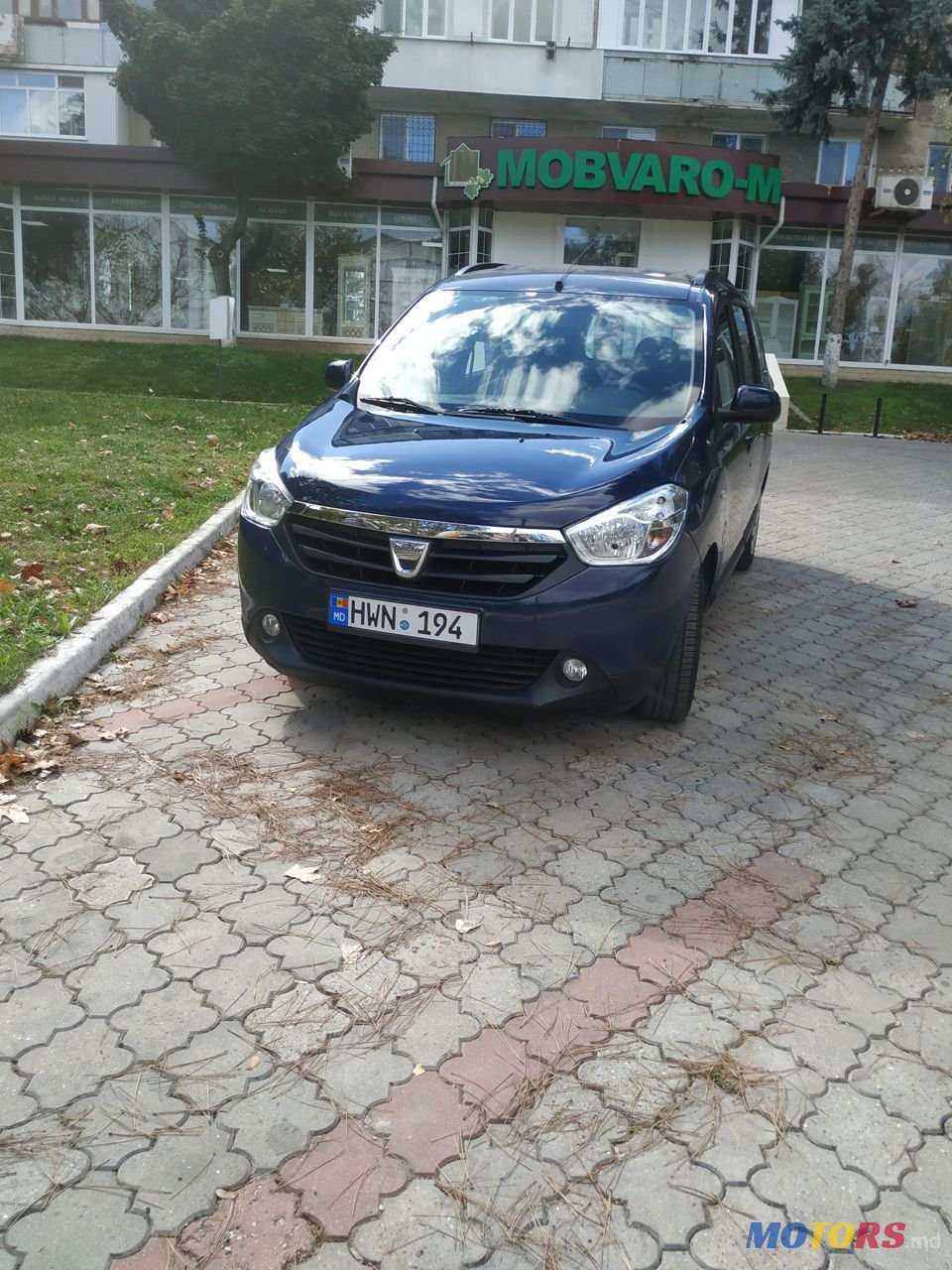 2012' Dacia Lodgy photo #1
