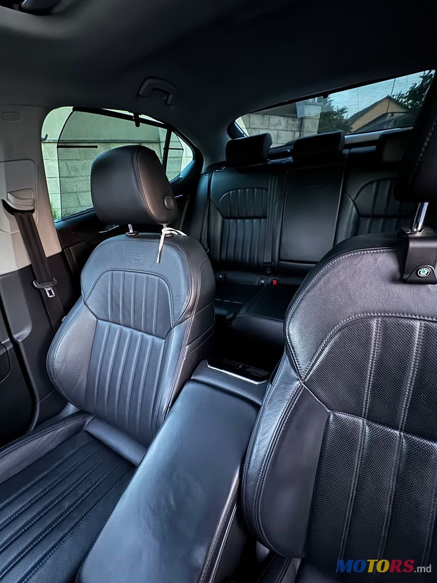 2016' Skoda Superb photo #6