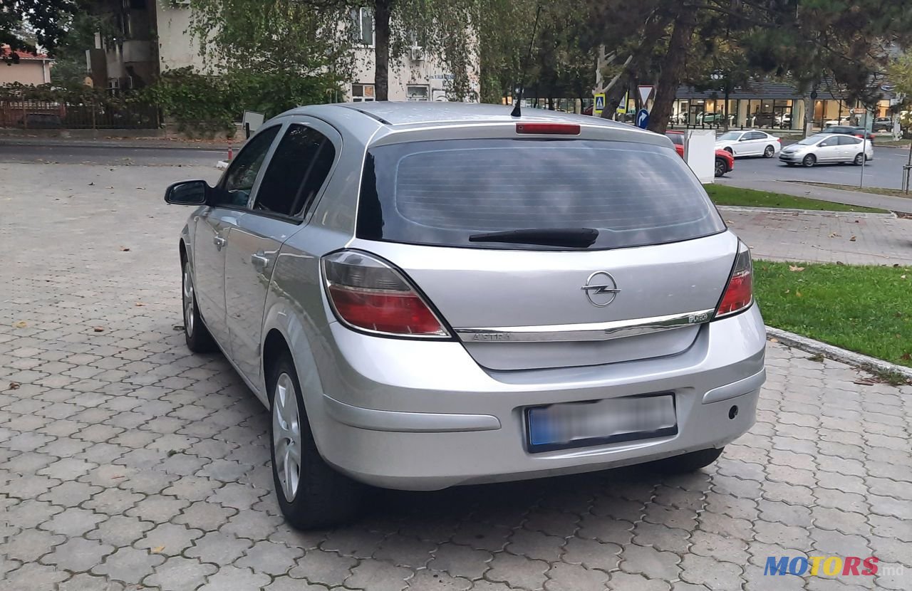 2009' Opel Astra photo #3