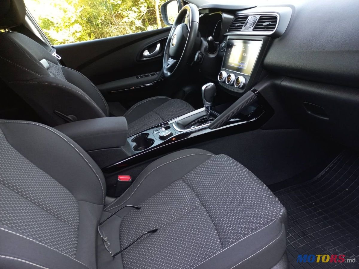 2020' Renault Kadjar photo #5