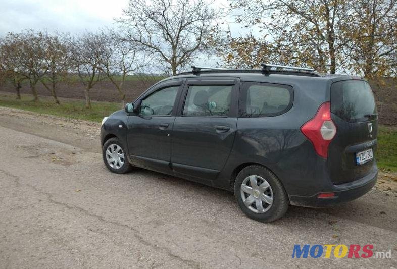 2012' Dacia Lodgy photo #1