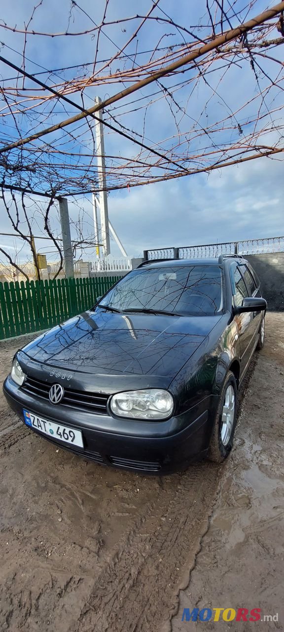2000' Volkswagen Golf photo #2