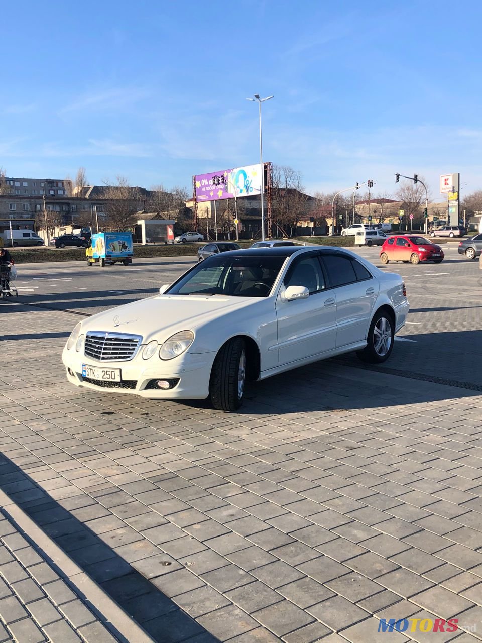 2007' Mercedes-Benz E Класс photo #2